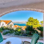 Apartament Paco *