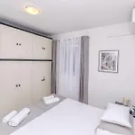 Apartament Paco Postira