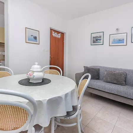 Paco Apartman